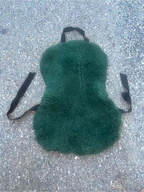 16” Green Genuine Sheepskin Saddle Seat Cover
